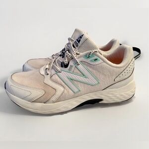 New Balance 410 V7 Training Women's Sneakers Size 10 White Running Trail Shoes